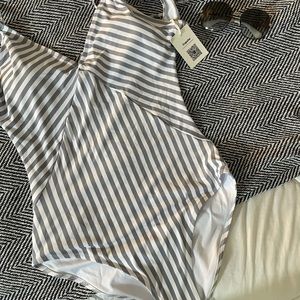 Cupshe stripe one-piece bathing suit